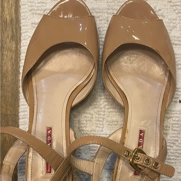 Prada Nude Patent Vernice Leather Woven Wedge Sandal - Picture 7 of 8